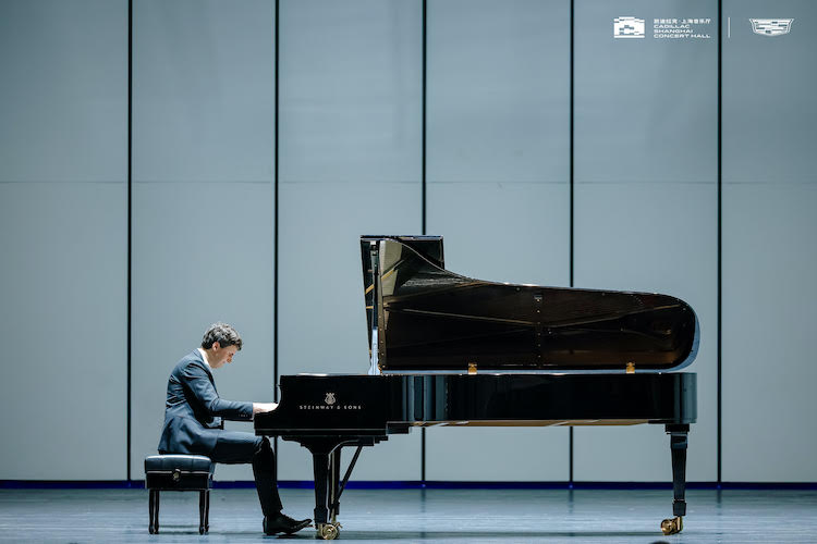 doc-tau-piano-Olivier-Moulin-03